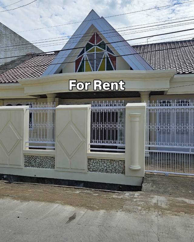 Rumah sewa di pettarani (fl)