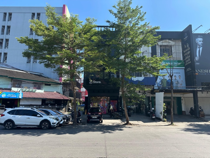 Ruko sewa jl boulevard (al)